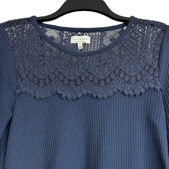 Lucky Brand size small American navy lace yoke thermal waffleknit top - Picture 3 of 6